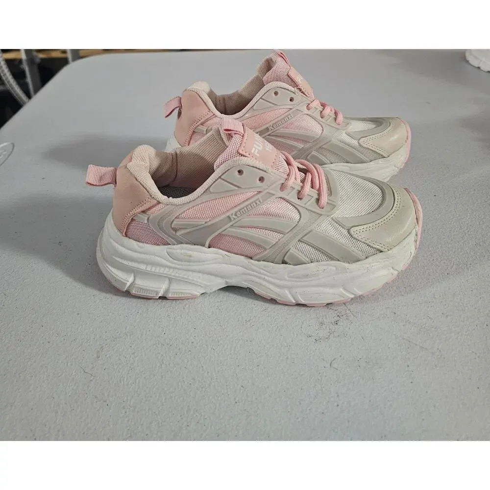 NWOB Girls Lightweight Lace-up sneakers size EU34 UK2 US 3